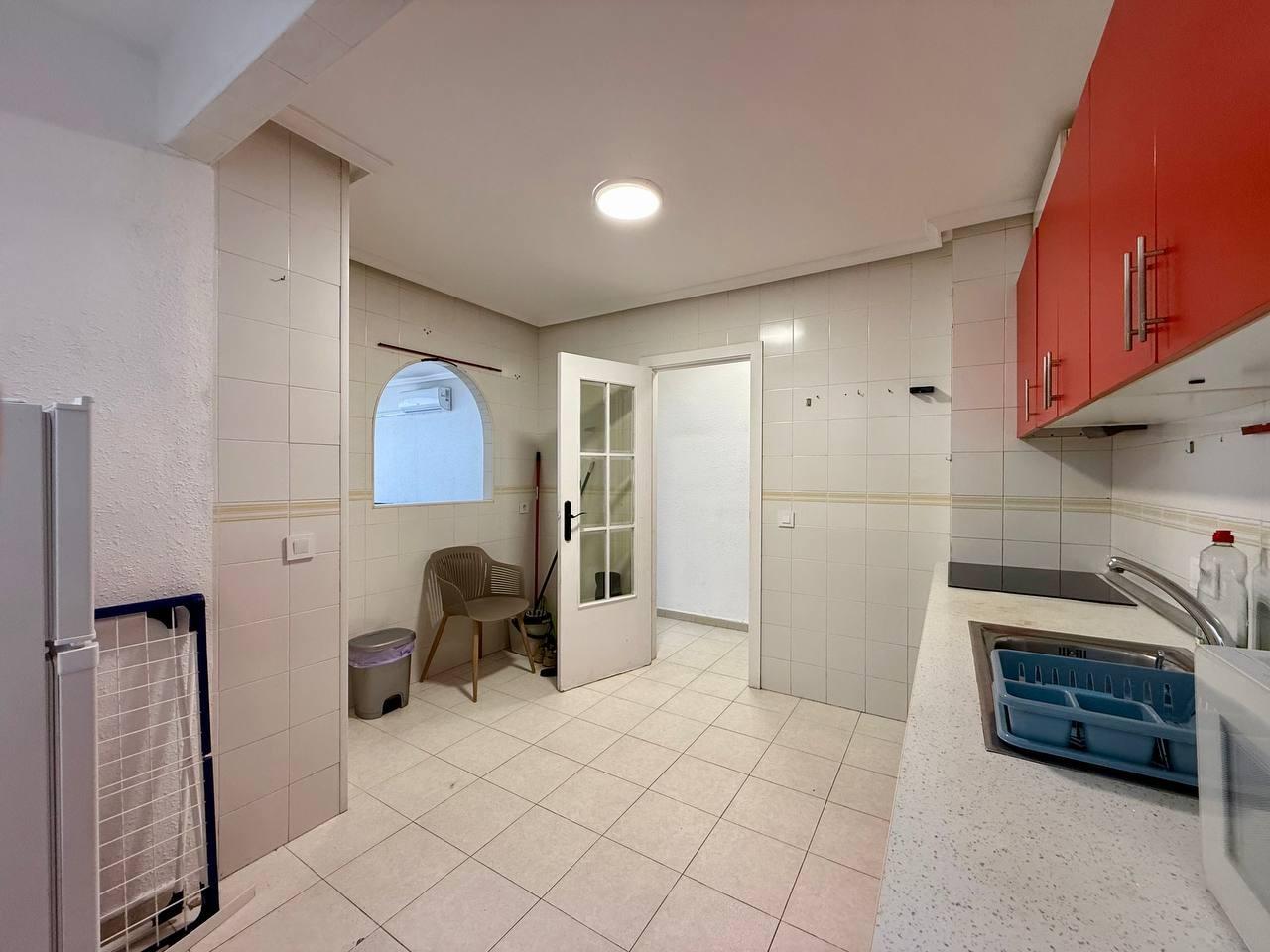 Appartamento a Torrevieja, Alicante, Spagna 2 camere da letto, 61 mq. N° 182880