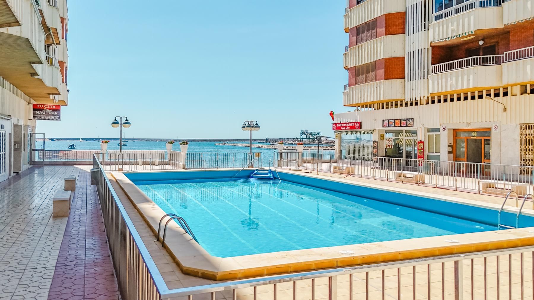 Lägenhet i Torrevieja, Alicante, Spanien 100 kvm. Nr. 165971