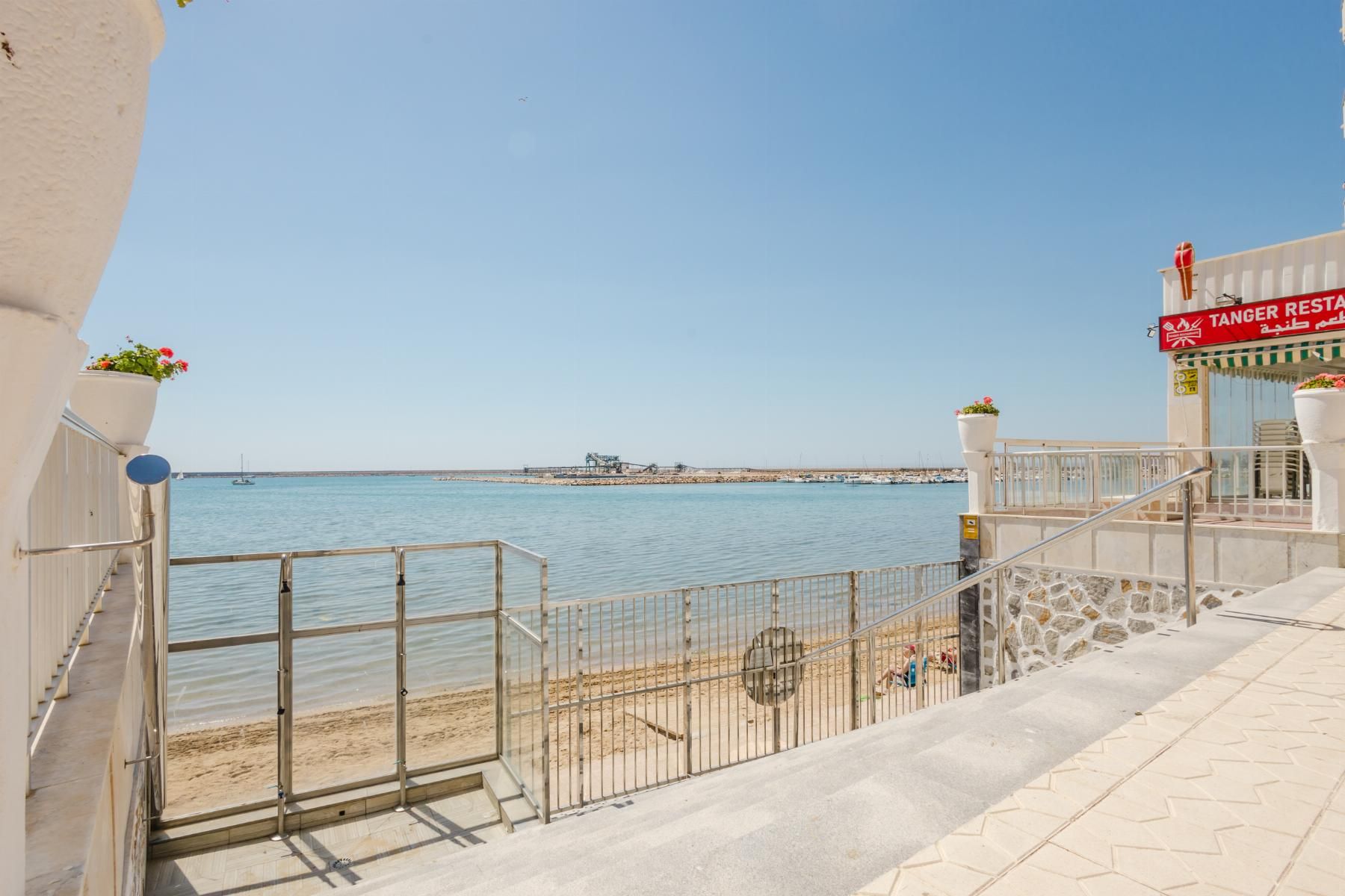 Lägenhet i Torrevieja, Alicante, Spanien 100 kvm. Nr. 165971