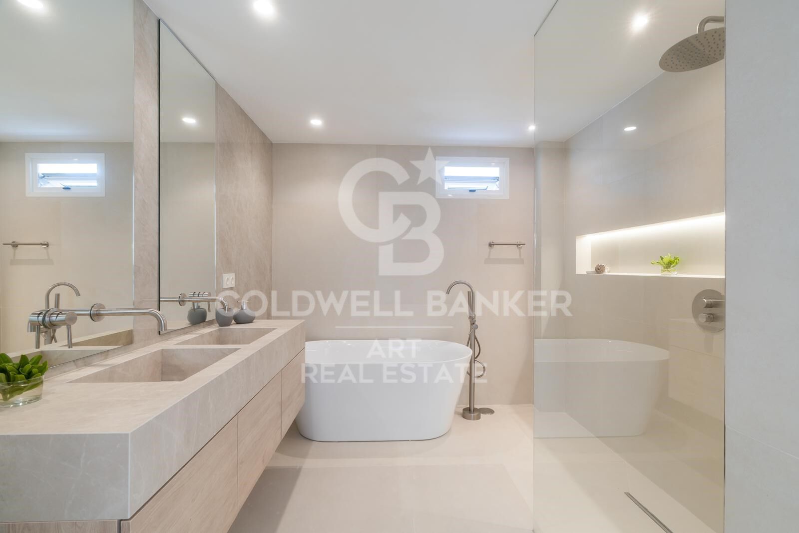 Takvåning i Marbella, Malaga, Spanien 3 sovrum, 180 kvm. Nr. 158029