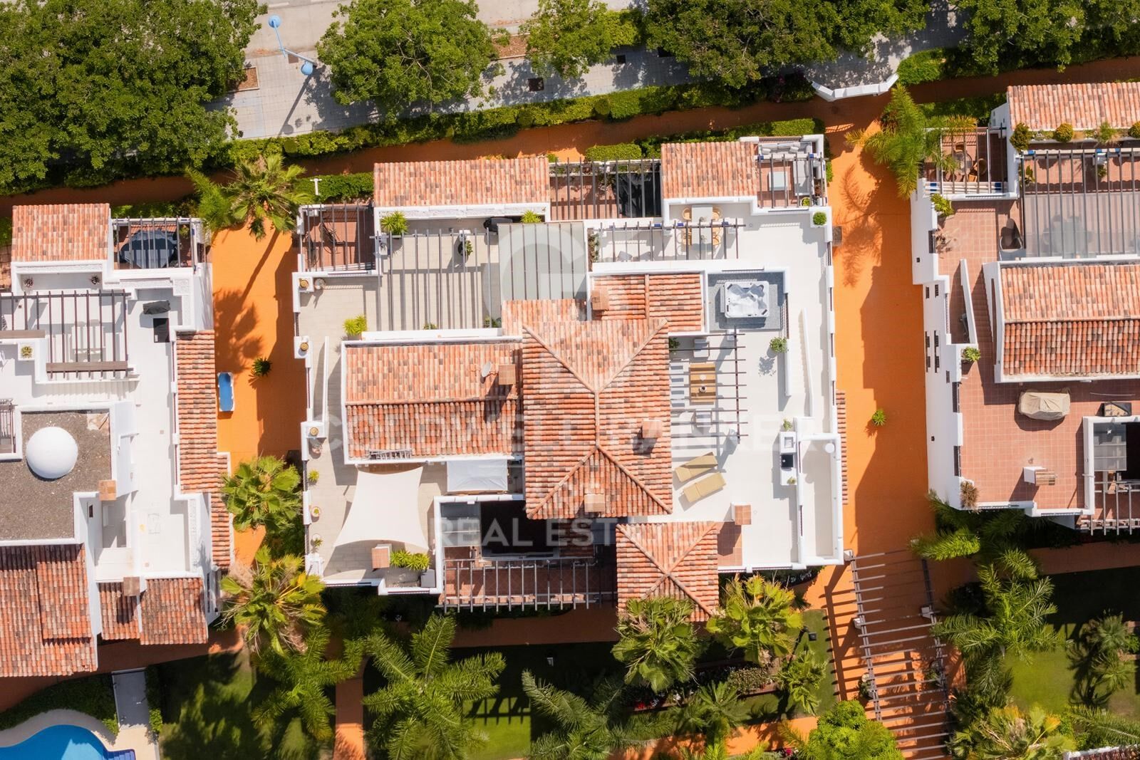 Takvåning i Marbella, Malaga, Spanien 3 sovrum, 180 kvm. Nr. 158029
