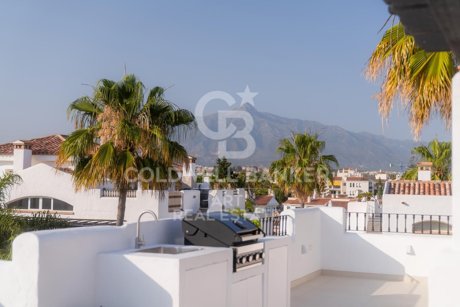 Takvåning i Marbella, Malaga, Spanien 3 sovrum, 180 kvm. Nr. 158029