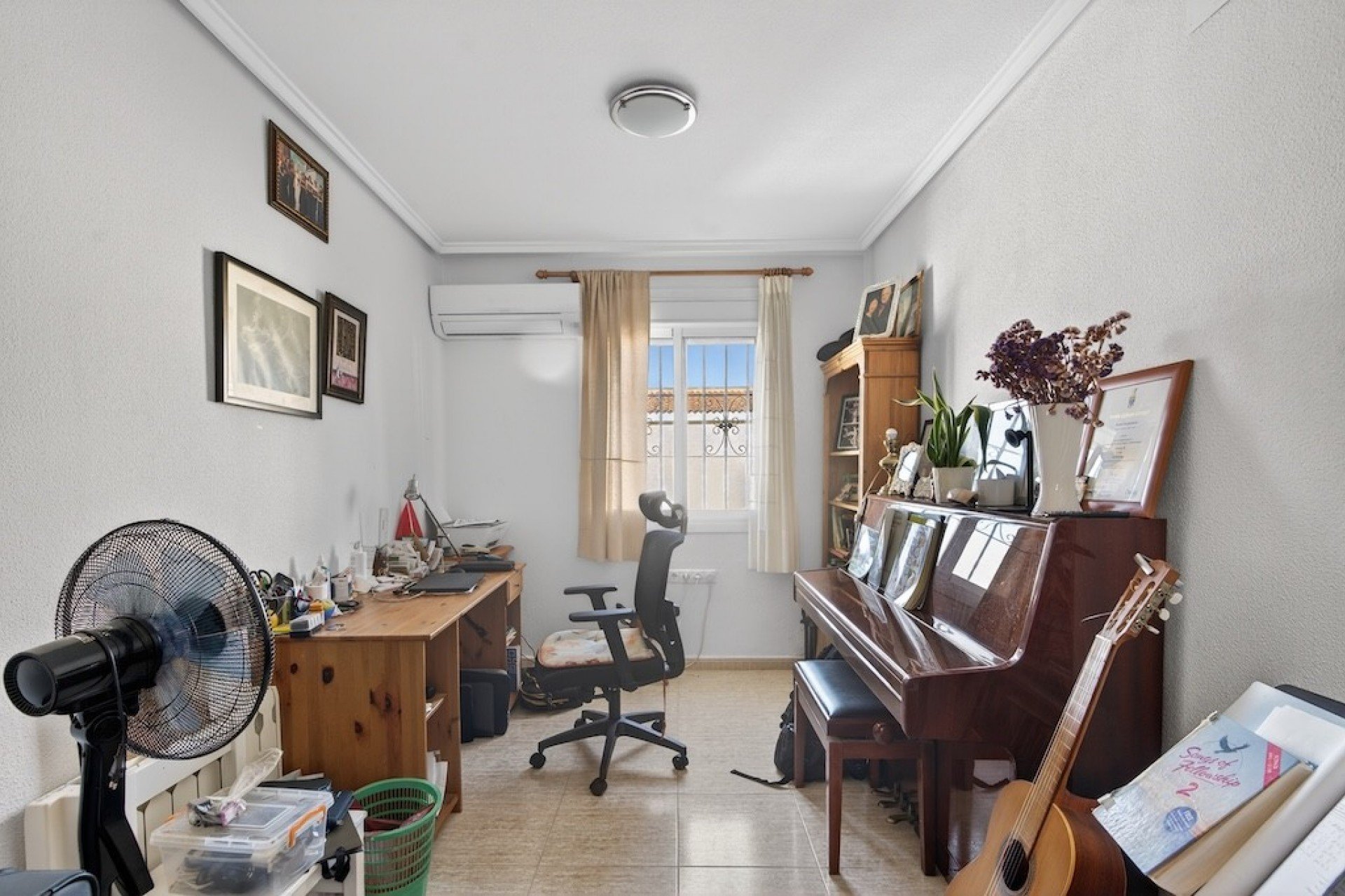 Villa in Gran Alacant, Alicante, Spain 6 bedrooms, 267 sq.m. No. 156245