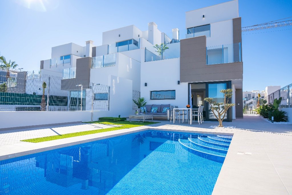 Villa in Guardamar del Segura, Alicante, Spanien 4 Schlafzimmer, 140 m2 Nr. 144847