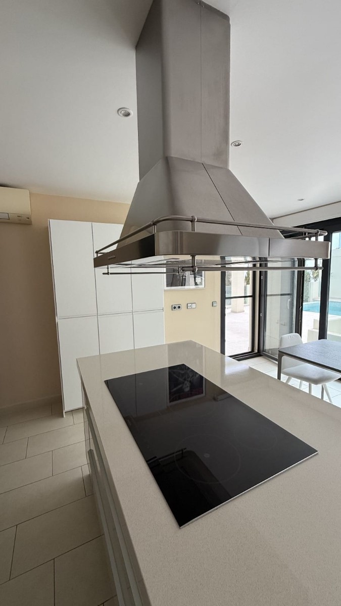 Villa a Agost, Alicante, Spagna 6 camere da letto, 620 mq. N° 180309