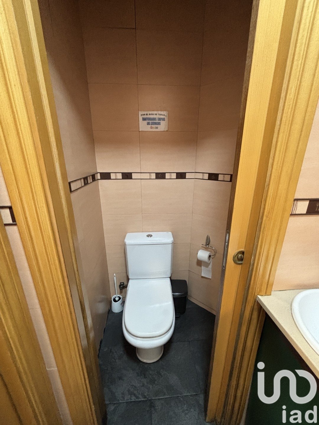 Liikekiinteistö Santa Coloma de Gramenet, Barcelona, Espanja 34 m2 No. 153531