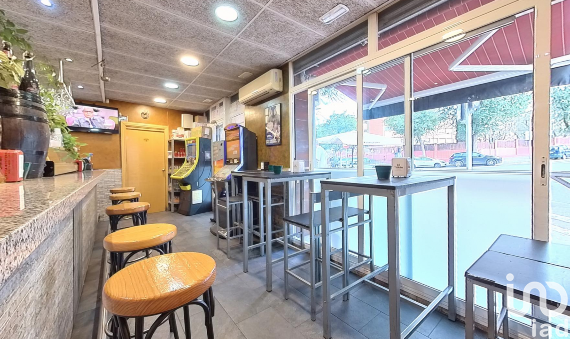 Liikekiinteistö Santa Coloma de Gramenet, Barcelona, Espanja 34 m2 No. 153531