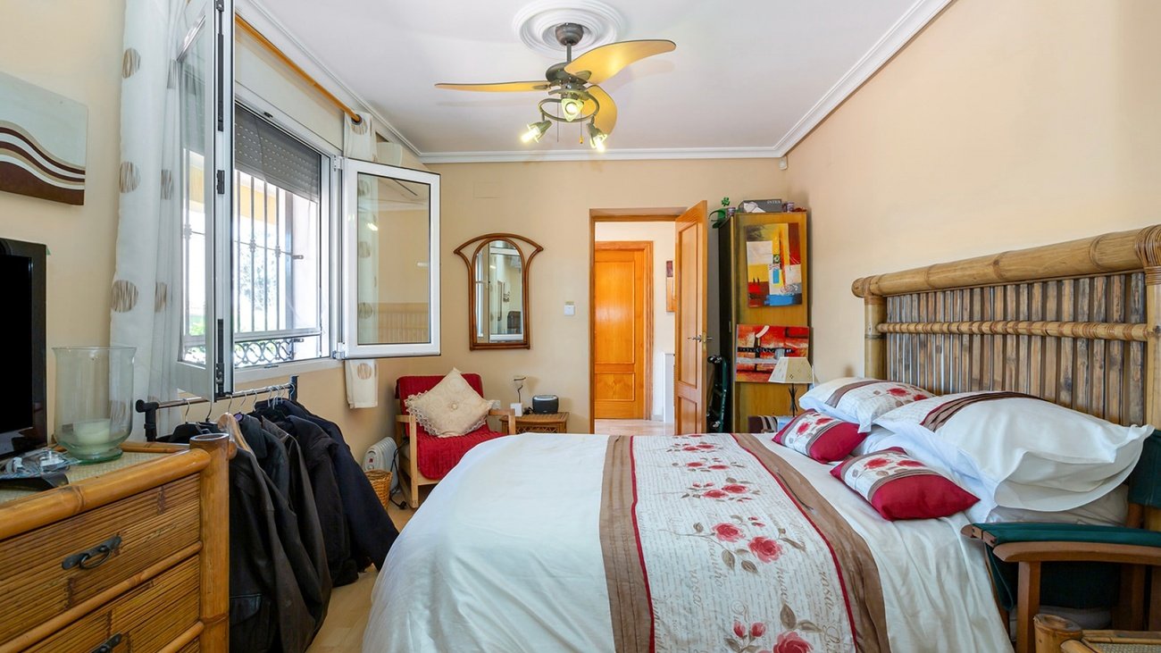 Villa a Los Balcones, Alicante, Spagna 6 camere da letto,  N° 143807