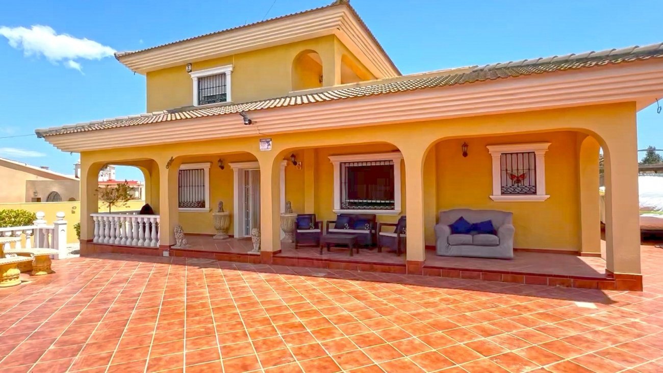 Villa a Los Balcones, Alicante, Spagna 6 camere da letto,  N° 143807