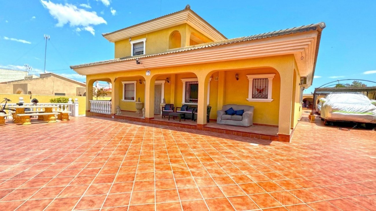 Villa a Los Balcones, Alicante, Spagna 6 camere da letto,  N° 143807