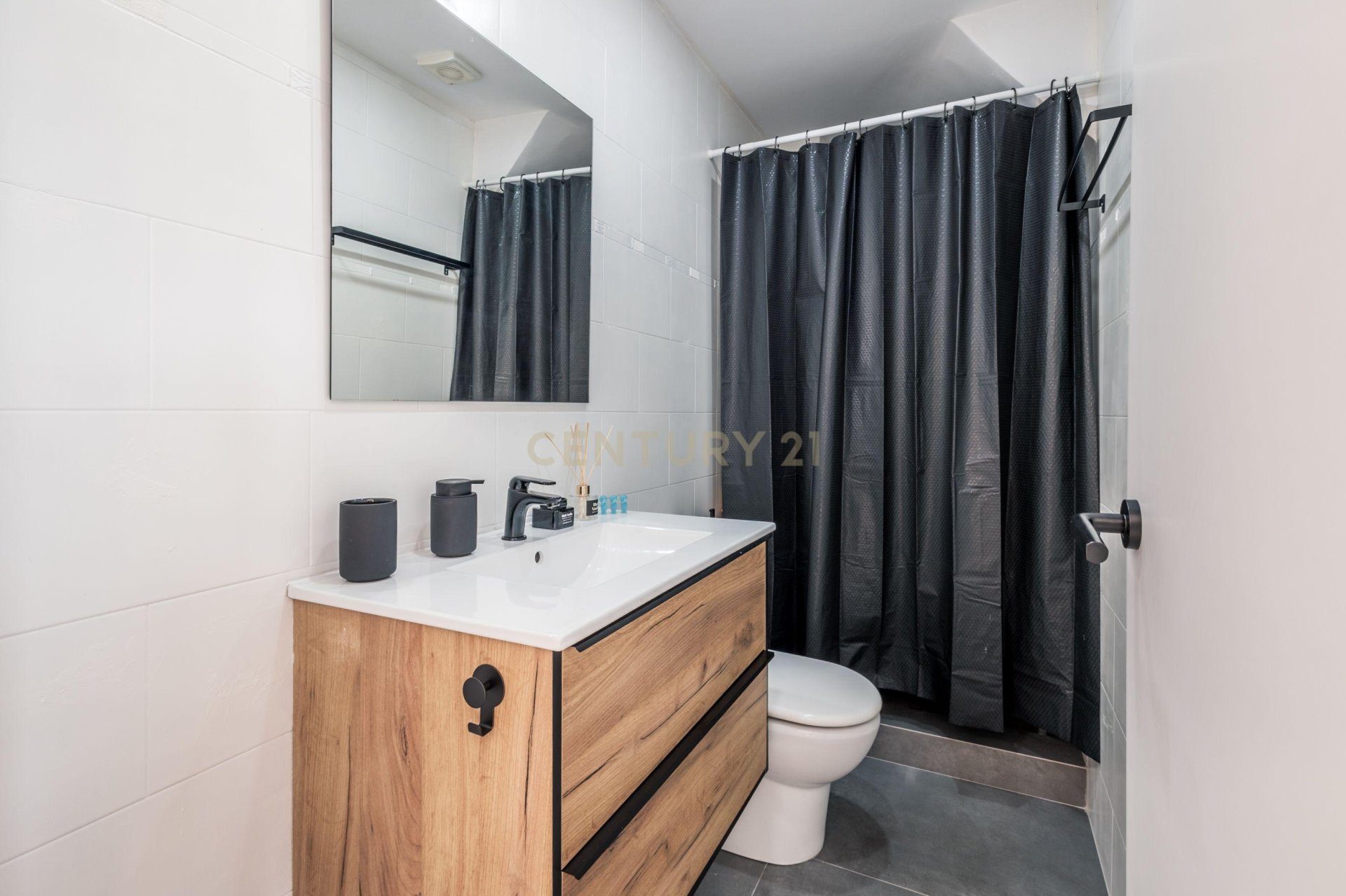 Hus i Terrassa, Barcelona, Spanien 3 sovrum, 143 kvm. Nr. 172024