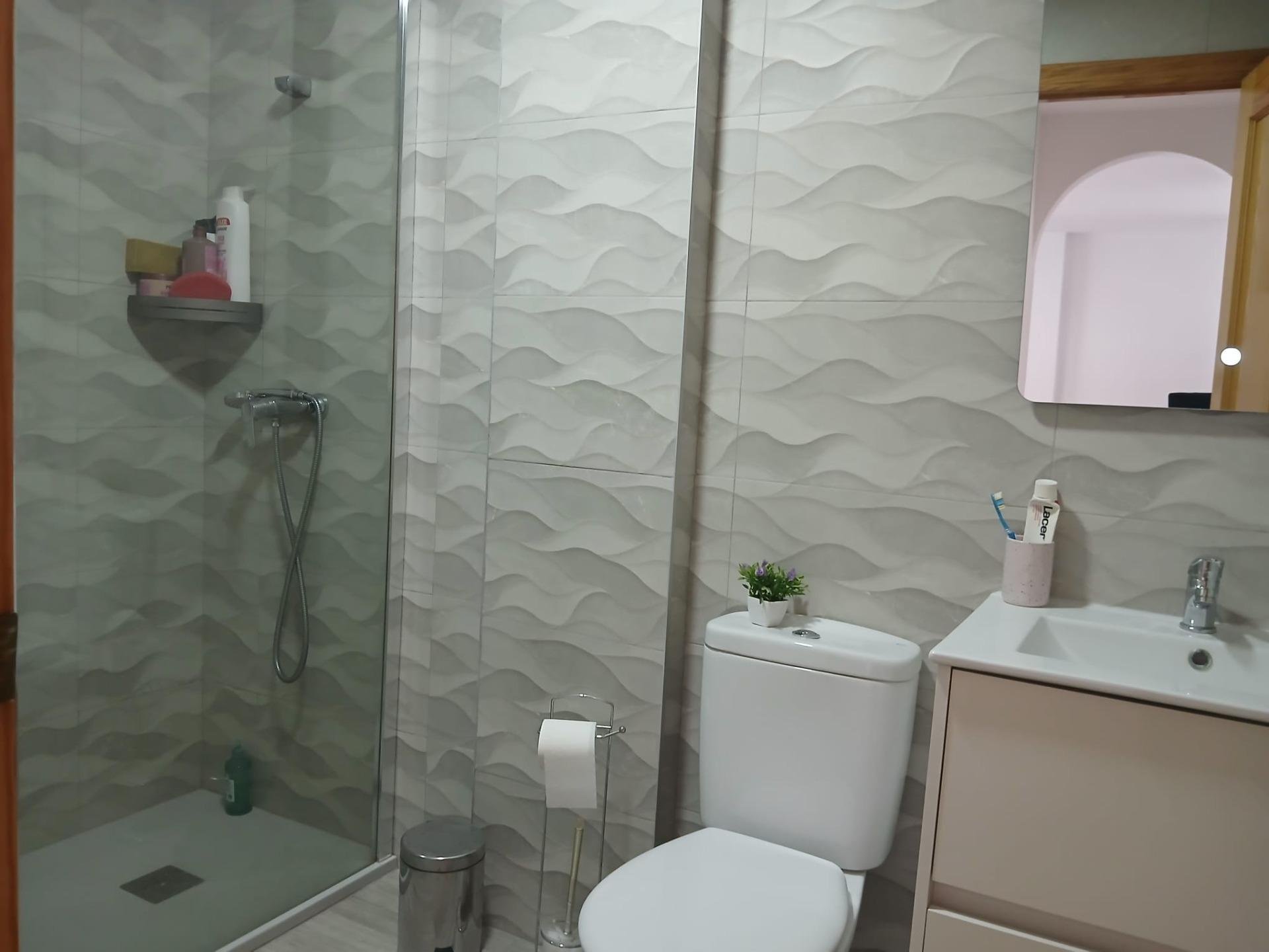 Huoneisto Guardamar del Segura, Alicante, Espanja 1 makuuhuone, 75 m2 No. 167932