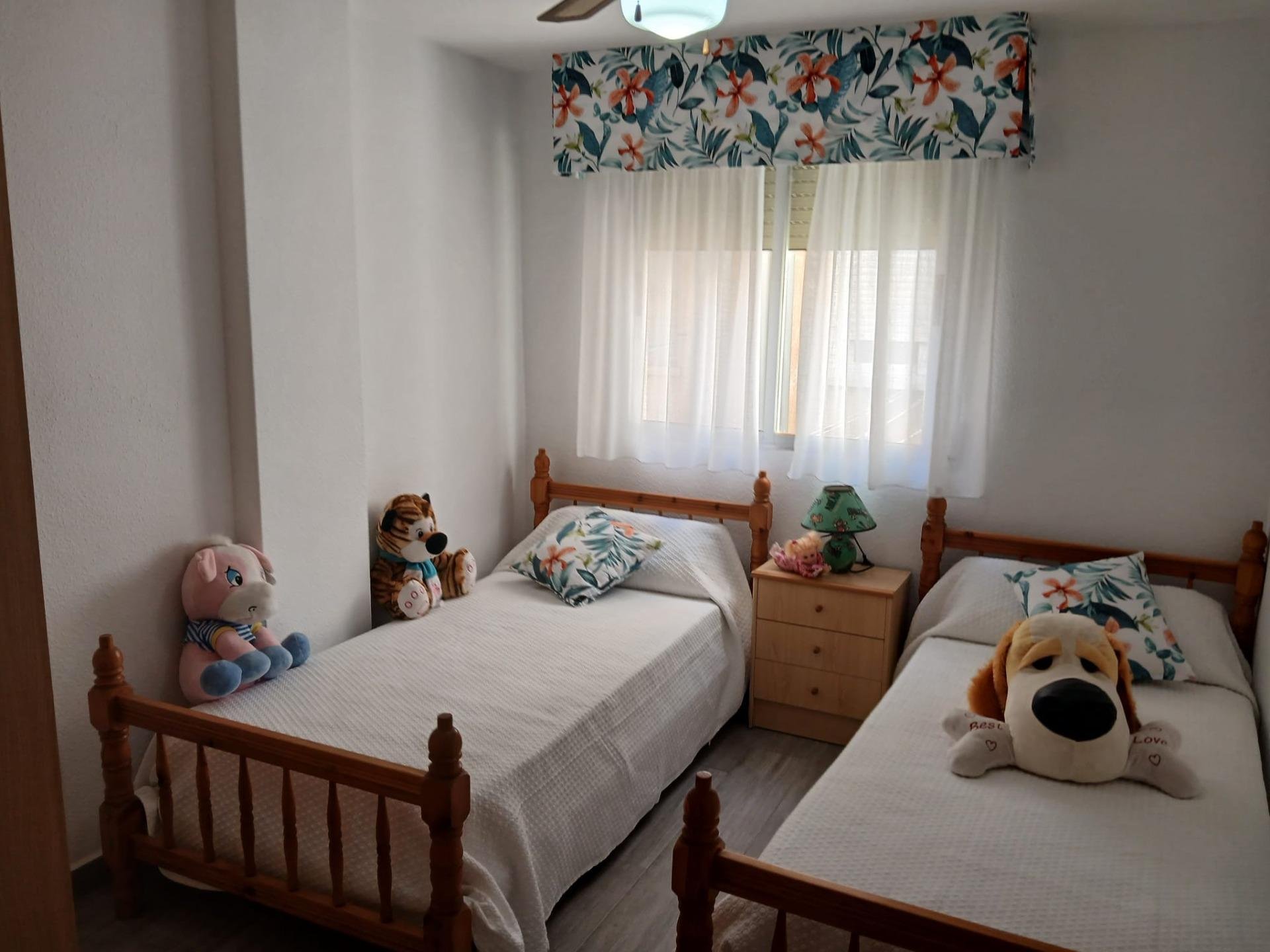 Huoneisto Guardamar del Segura, Alicante, Espanja 1 makuuhuone, 75 m2 No. 167932