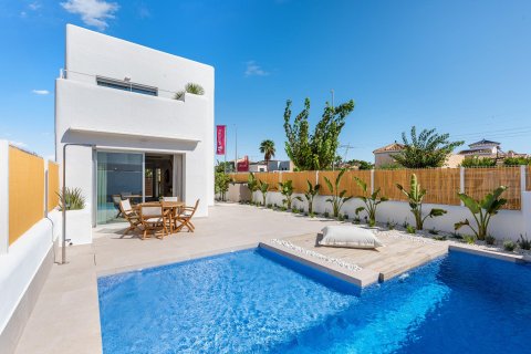Villa à Los Alcazares, Murcia, Espagne 3 chambres, 117 m2 No. 165702