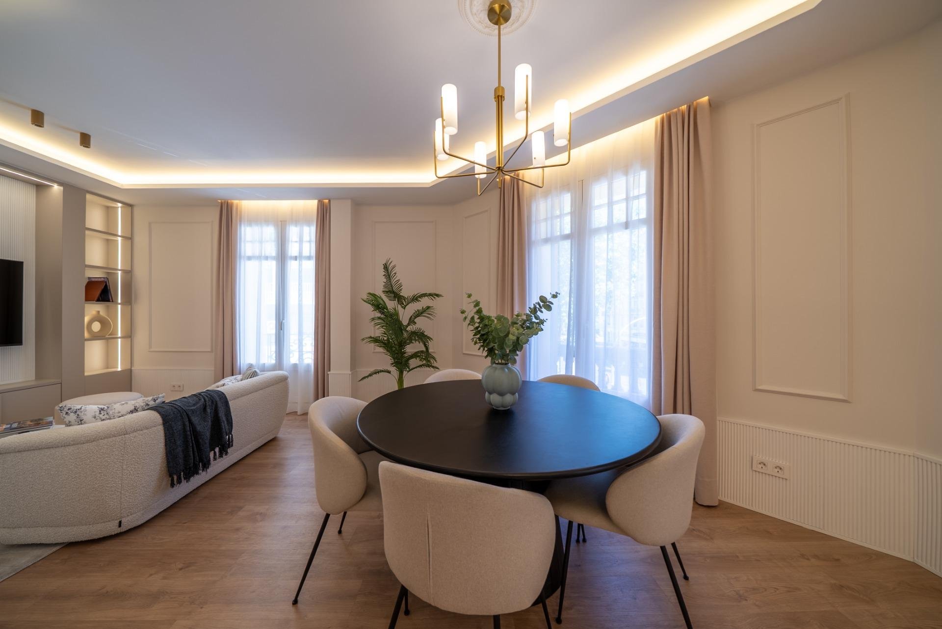 Huoneisto Madrid, Espanja 2 makuuhuonetta, 144 m2 No. 165697