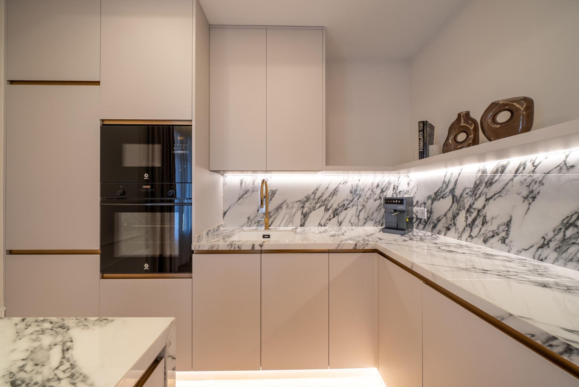 Huoneisto Madrid, Espanja 2 makuuhuonetta, 144 m2 No. 165697