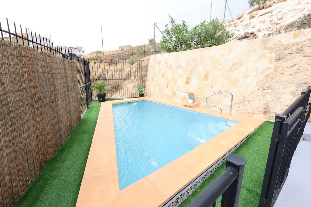 Hus i Fortuna, Murcia, Spanien 5 sovrum, 200 kvm. Nr. 165698