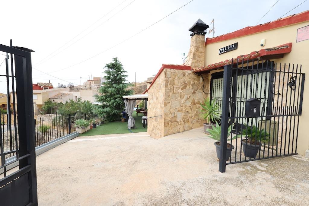 Hus i Fortuna, Murcia, Spanien 5 sovrum, 200 kvm. Nr. 165698