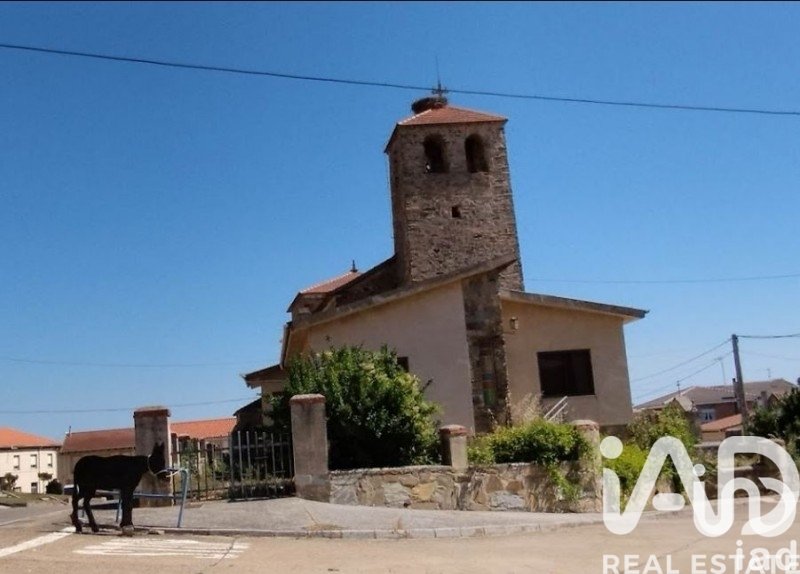 Сasa en Riego De La Vega, León, España 3 dormitorios, 899 m2 No. 185159