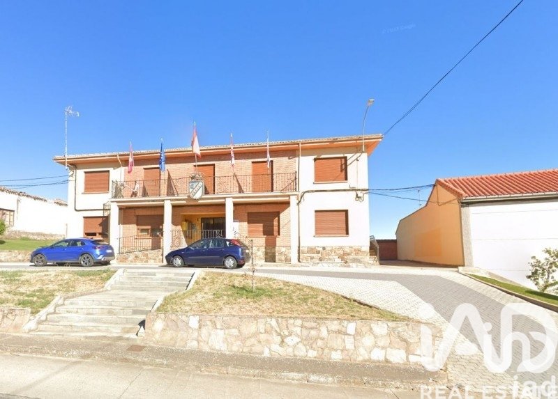 Сasa en Riego De La Vega, León, España 3 dormitorios, 899 m2 No. 185159