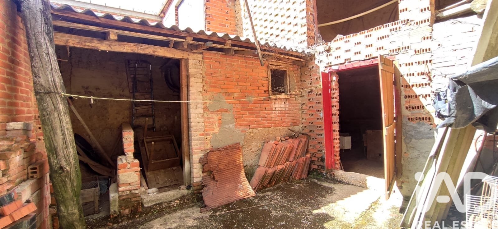 Villa San Justo de la Vega, Leon, Spānijā 4 istabas, 356 m2 Nr. 185161