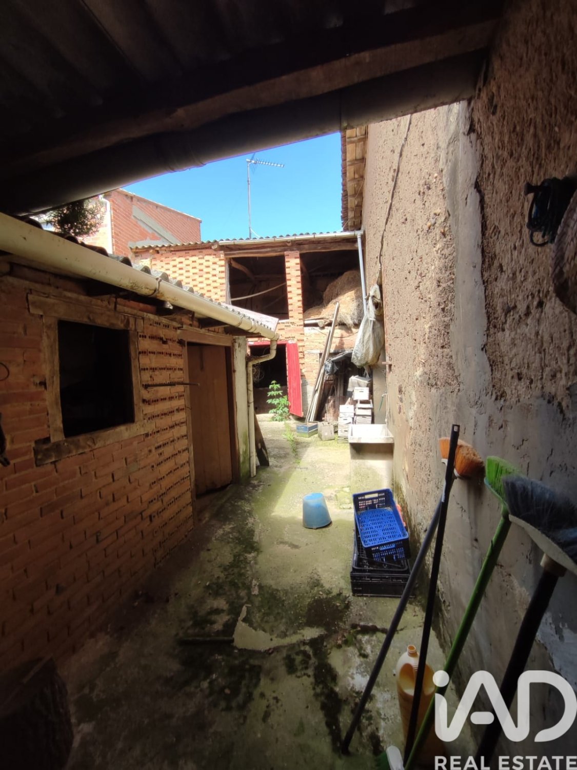 Villa San Justo de la Vega, Leon, Spānijā 4 istabas, 356 m2 Nr. 185161