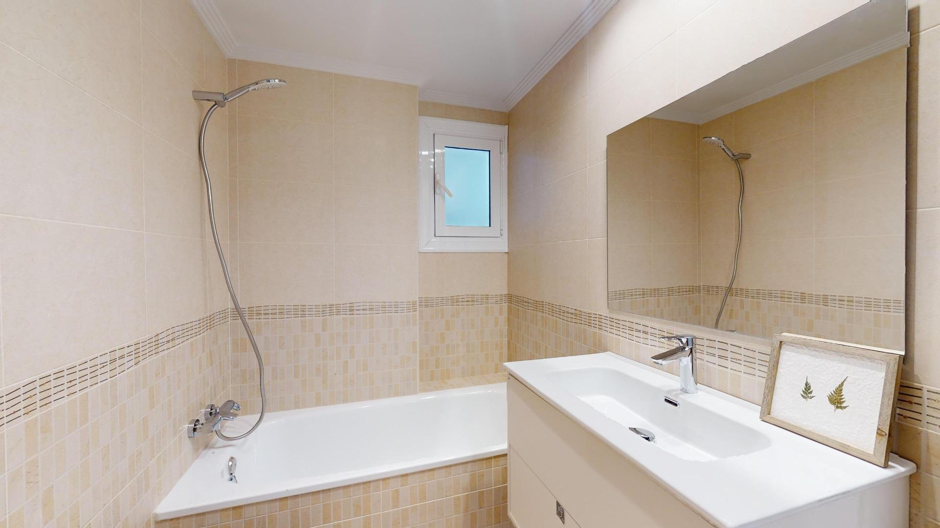 Appartamento a San Miguel de Salinas, Alicante, Spagna 3 camere da letto, 102 mq. N° 183261