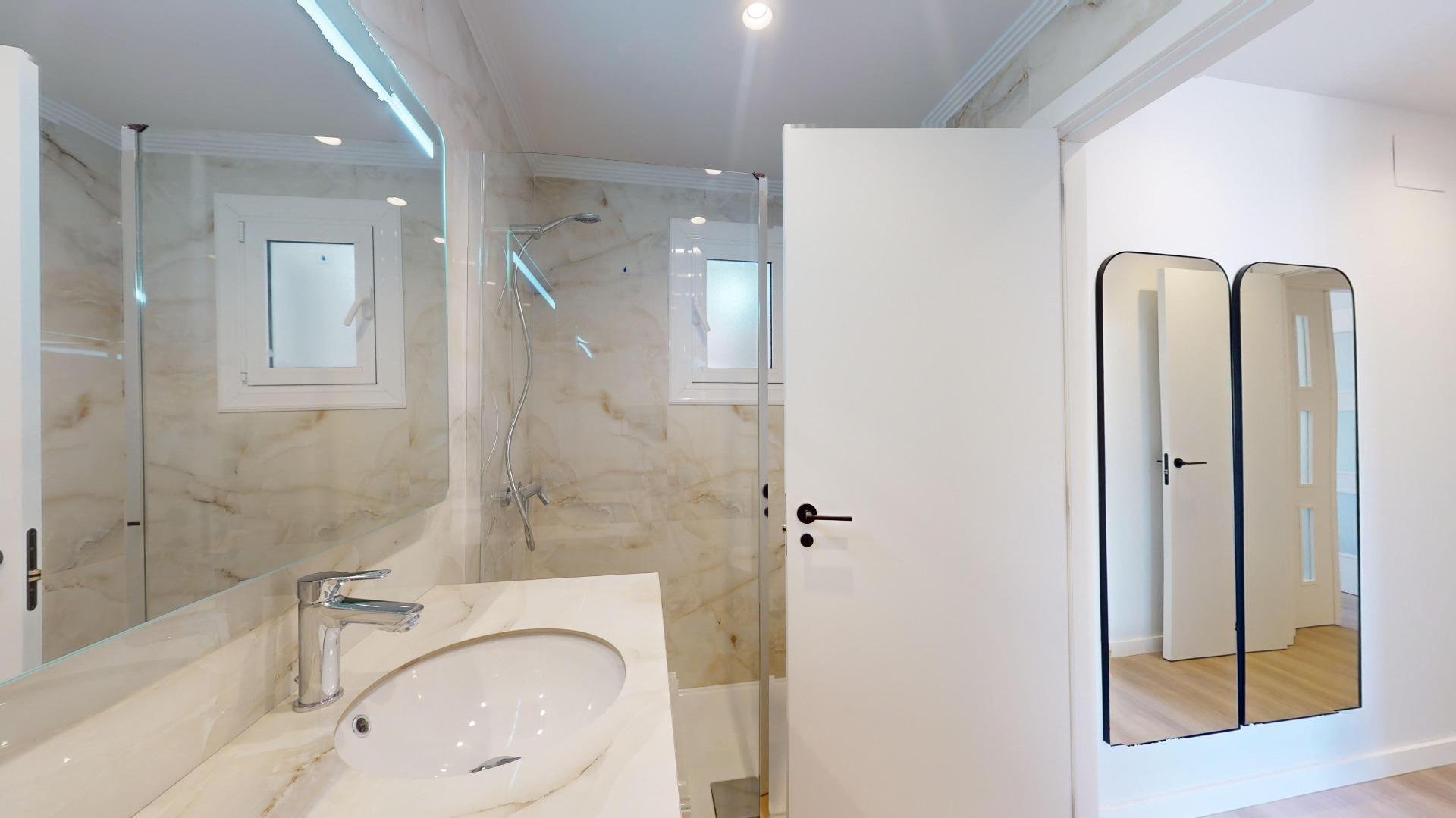 Appartamento a San Miguel de Salinas, Alicante, Spagna 3 camere da letto, 102 mq. N° 183261