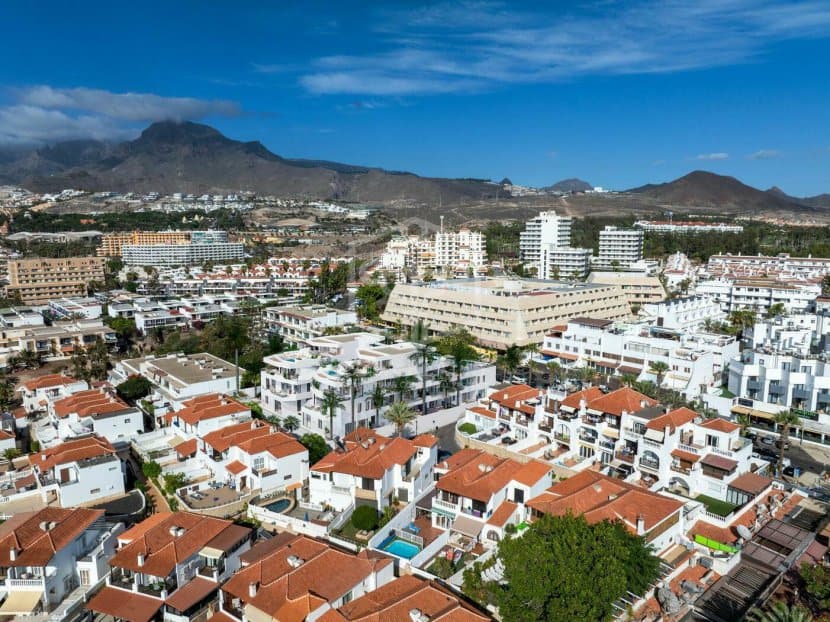 Apartment in Arona, Tenerife, Spain 2 bedrooms, 78 sq.m. No. 166602