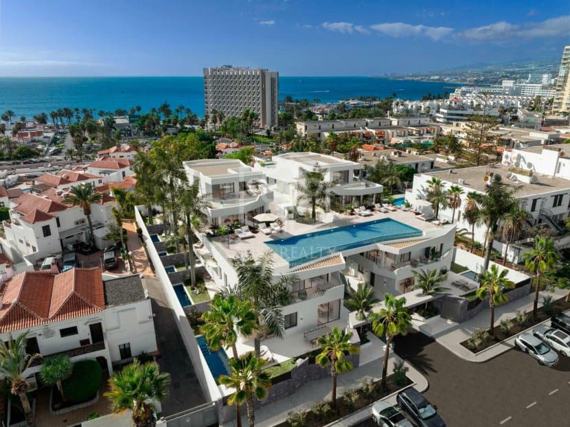 Apartment in Arona, Tenerife, Spain 2 bedrooms, 78 sq.m. No. 166602