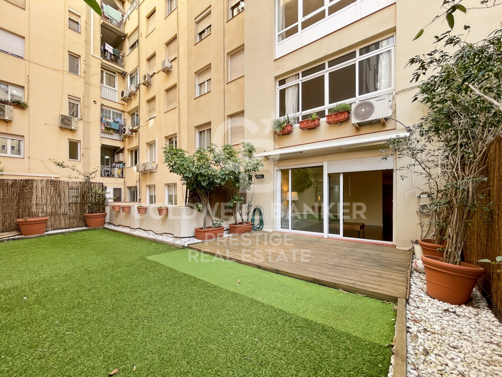 Wohnung in Barcelona, Spanien 3 Schlafzimmer, 97 m2 Nr. 178844