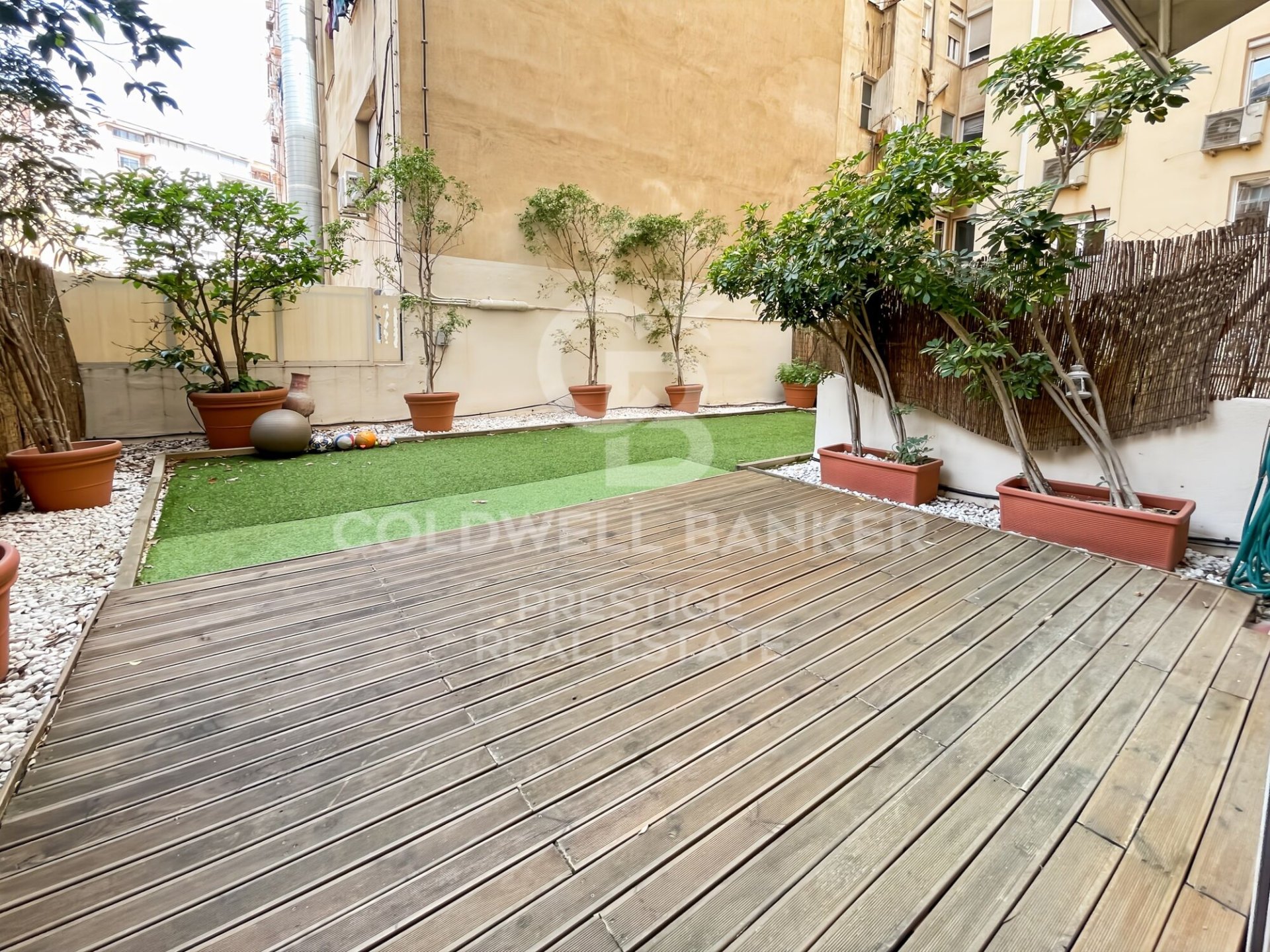 Wohnung in Barcelona, Spanien 3 Schlafzimmer, 97 m2 Nr. 178844