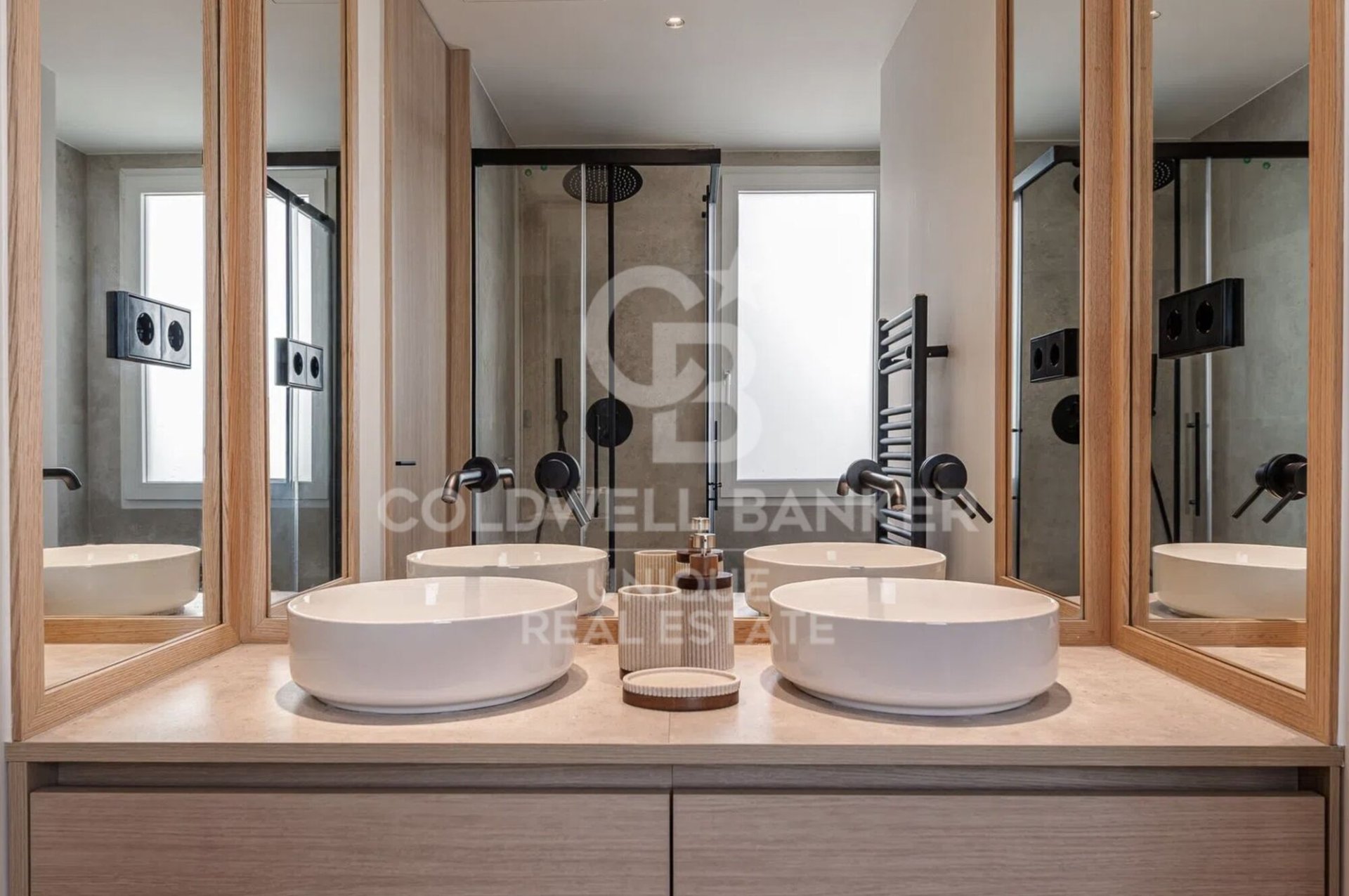 Apartment à Madrid, Espagne 2 chambres, 80 m2 No. 178841