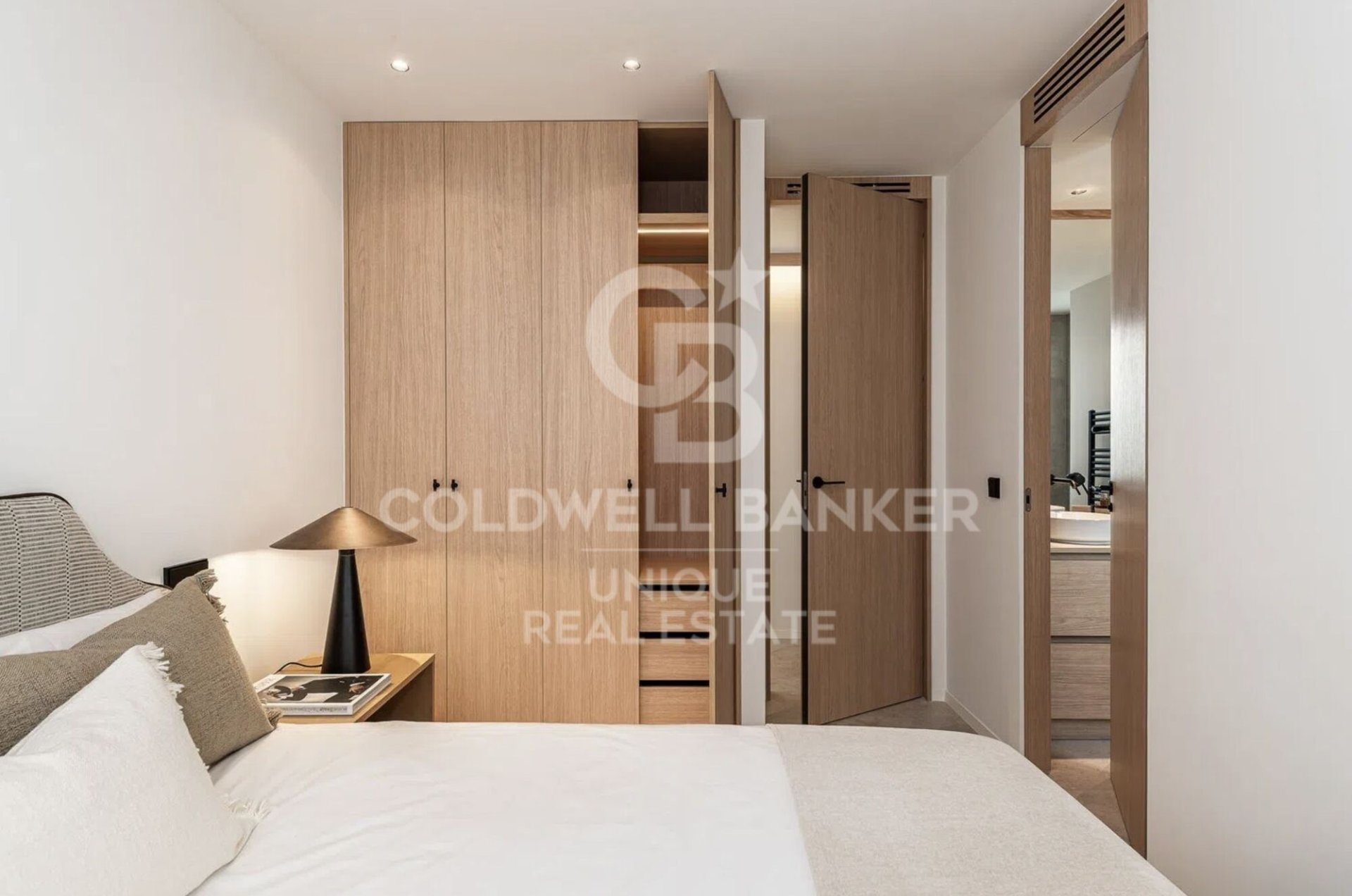Apartment à Madrid, Espagne 2 chambres, 80 m2 No. 178841