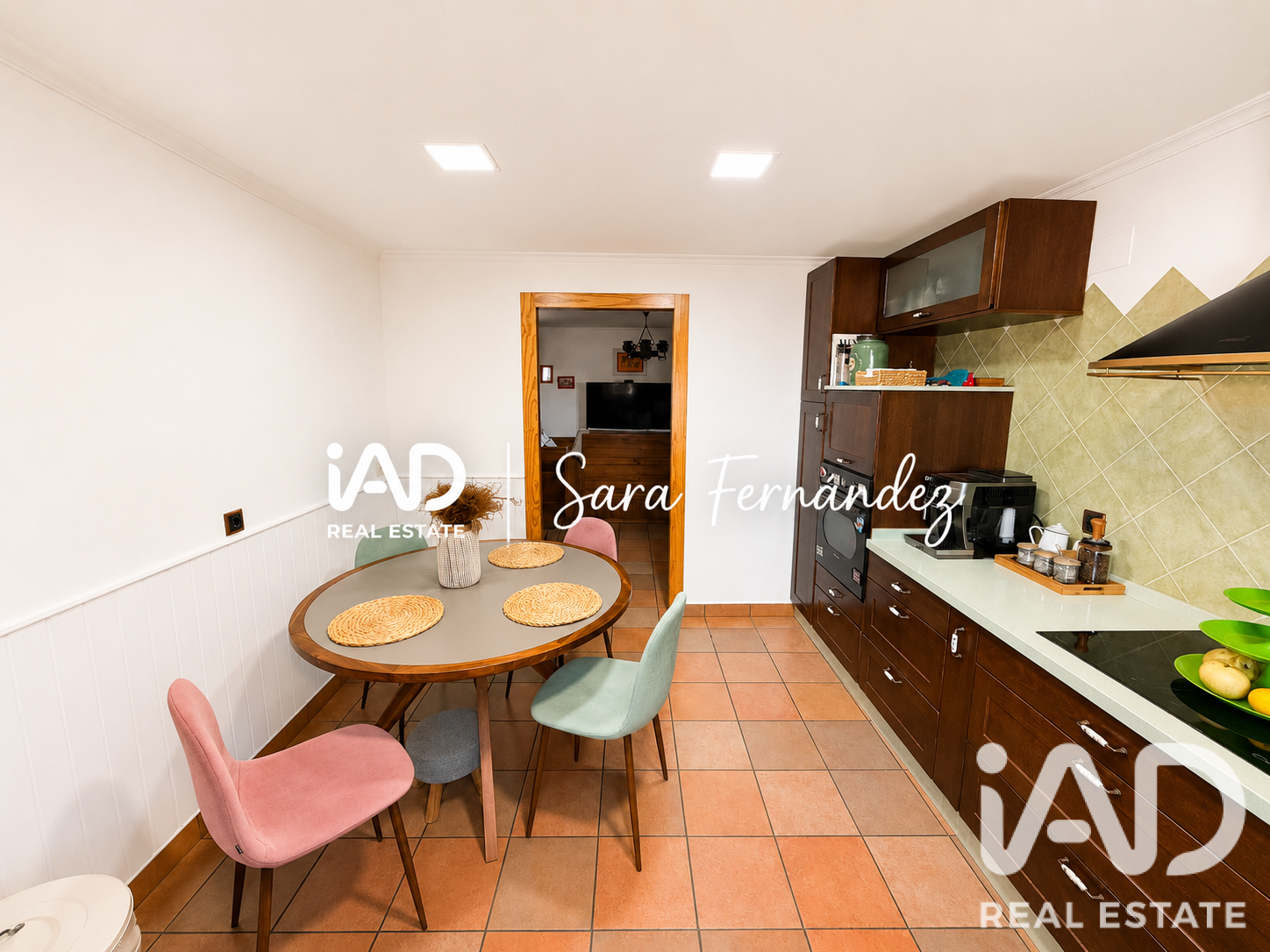 Apartamento en Sariegos, León, España 4 dormitorios, 212 m2 No. 193520