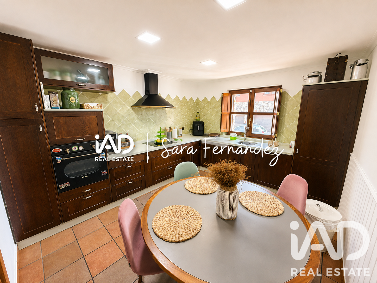 Apartamento en Sariegos, León, España 4 dormitorios, 212 m2 No. 193520