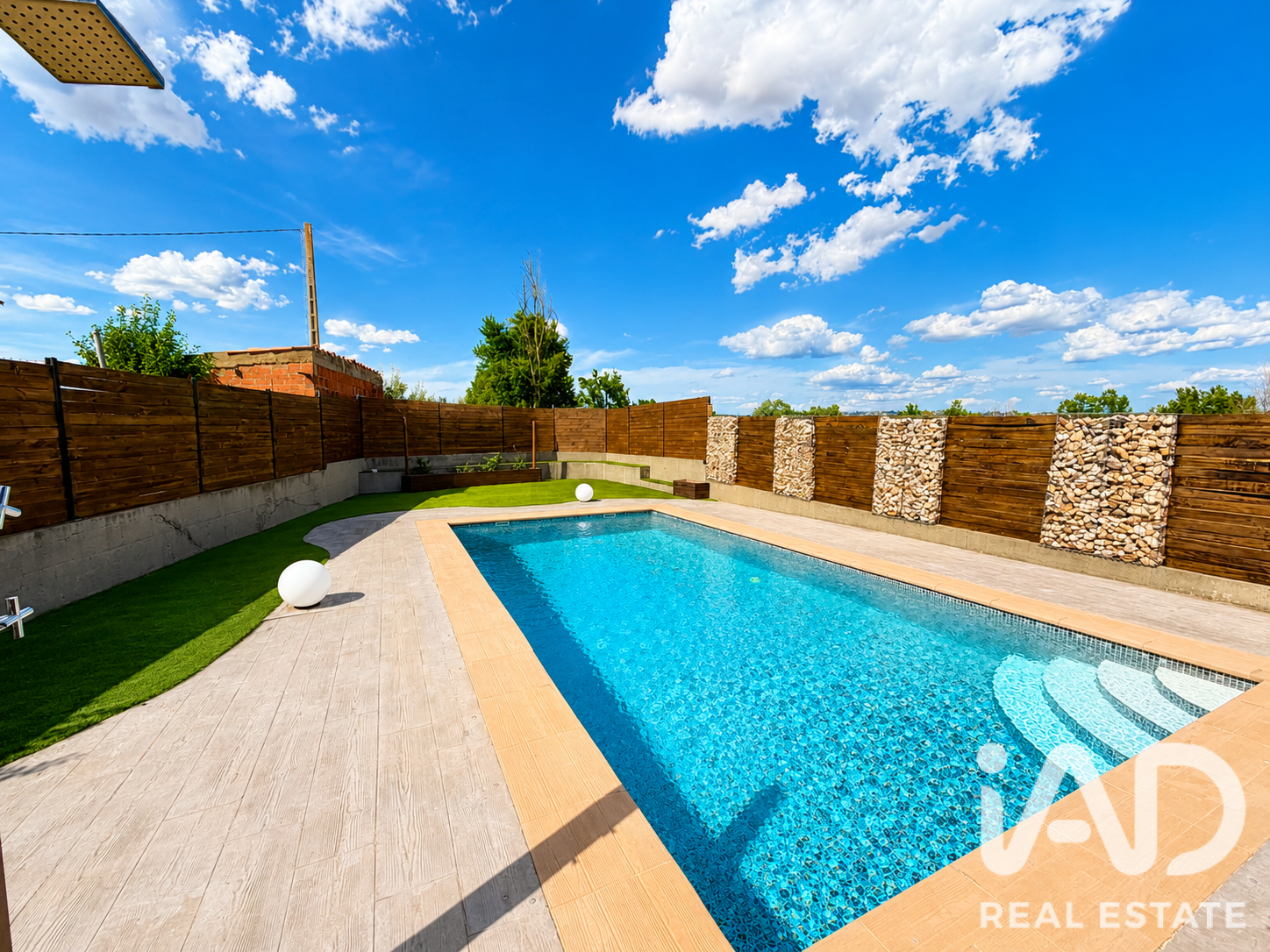 Apartamento en Sariegos, León, España 4 dormitorios, 212 m2 No. 193520