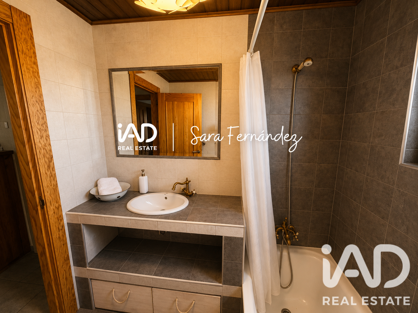 Apartamento en Sariegos, León, España 4 dormitorios, 212 m2 No. 193520