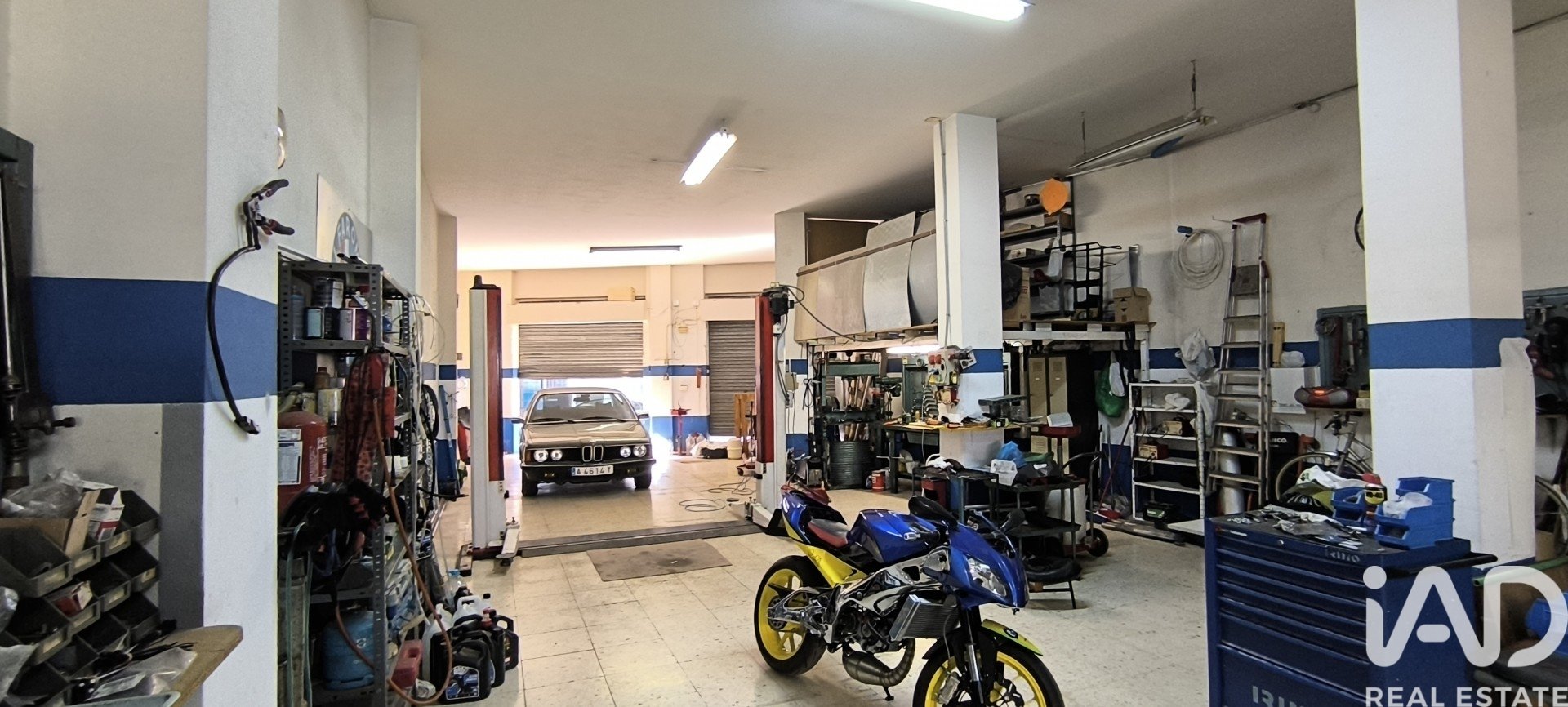 Commercial property in Crevillent, Alicante, Spain 161 sq.m. No. 193519
