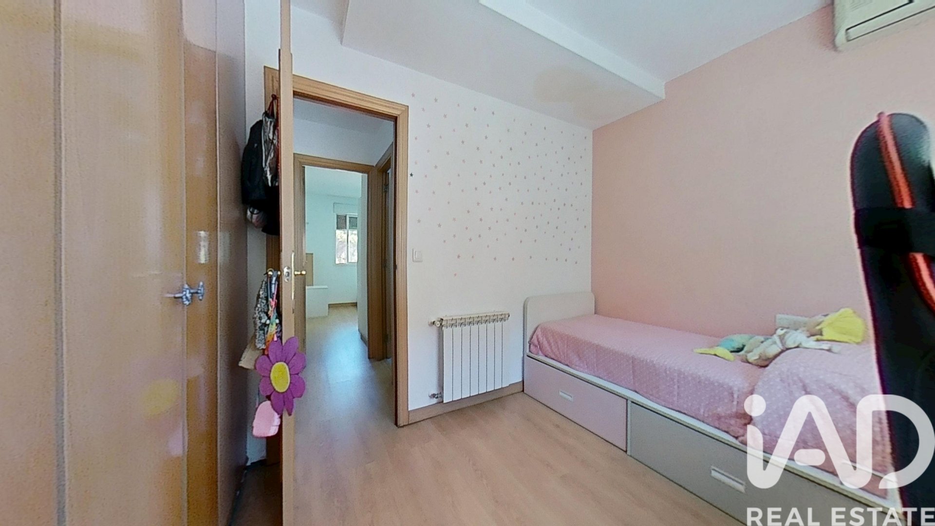 Kaupunkipientalo Castellon de la Plana, Castellon, Espanja 4 makuuhuonetta, 221 m2 No. 172821