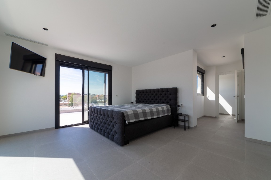 Willa w Los Montesinos, Alicante, Hiszpania 4 sypialnie, 454 mkw. nr 138967