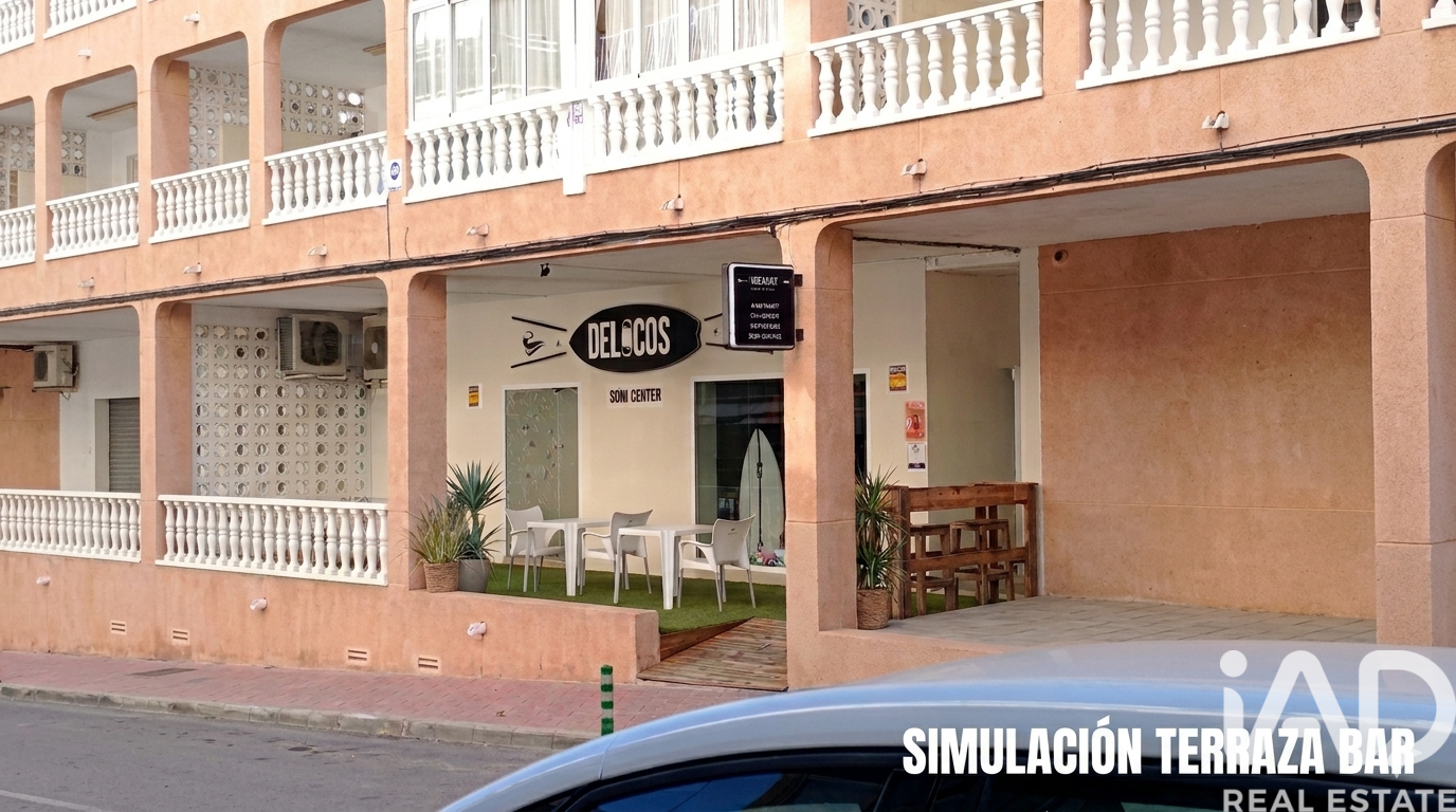 Commercial property à Guardamar del Segura, Alicante, Espagne 3 chambres, 225 m2 No. 173238