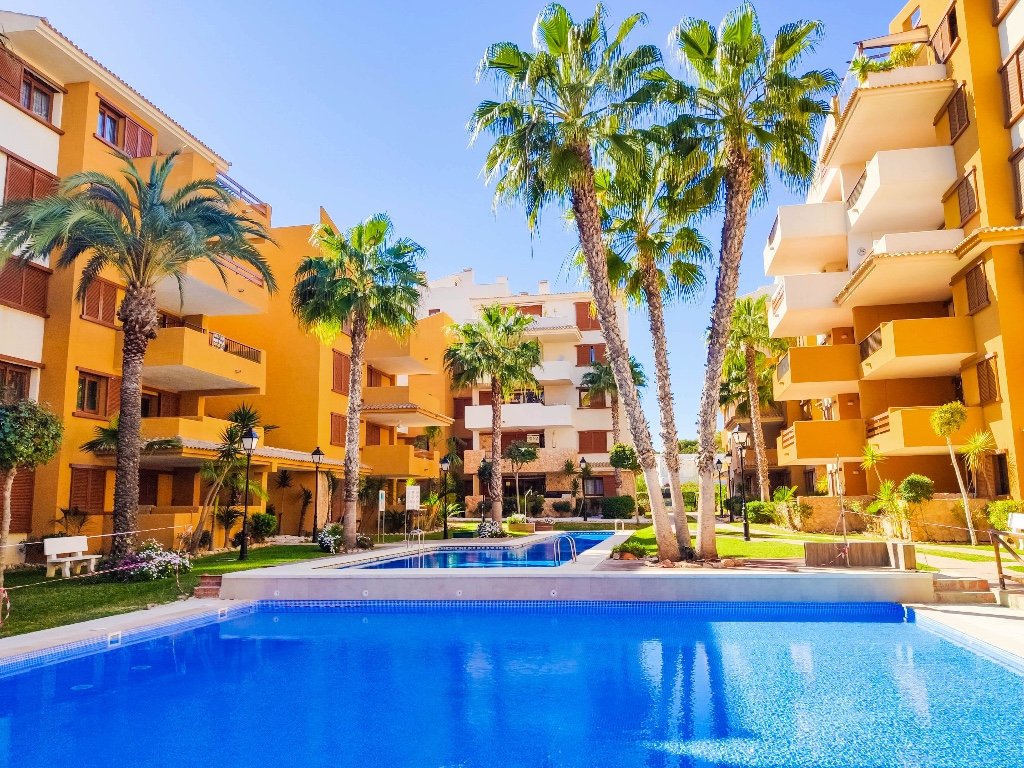 Lägenhet i Punta Prima, Alicante, Spanien 3 sovrum, 88 kvm. Nr. 144725