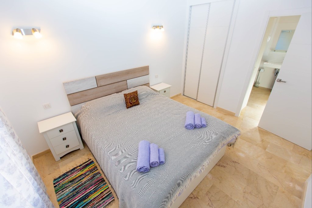 Lägenhet i Punta Prima, Alicante, Spanien 3 sovrum, 88 kvm. Nr. 144725