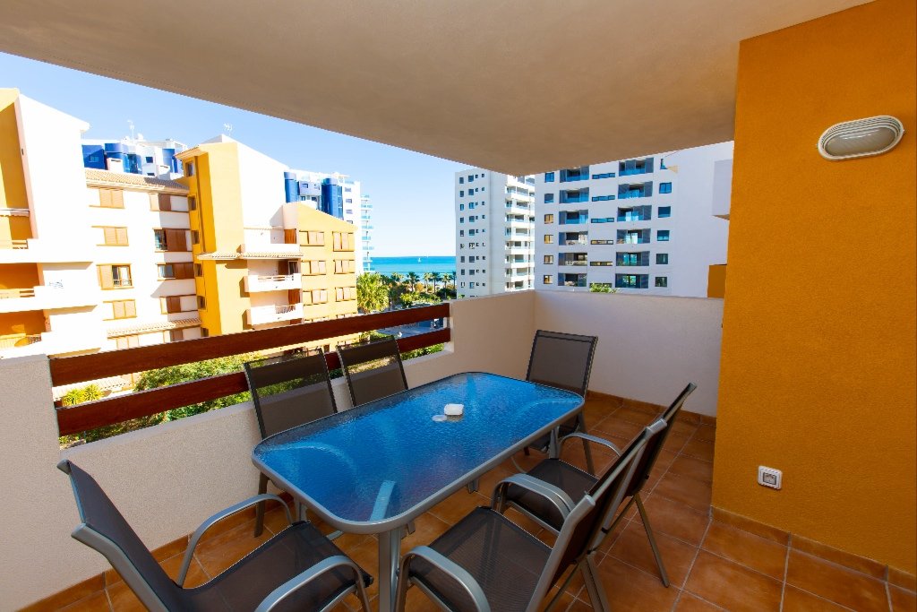 Lägenhet i Punta Prima, Alicante, Spanien 3 sovrum, 88 kvm. Nr. 144725