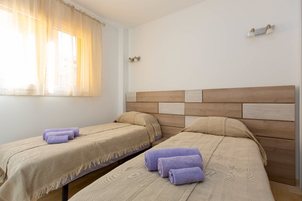Lägenhet i Punta Prima, Alicante, Spanien 3 sovrum, 88 kvm. Nr. 144725