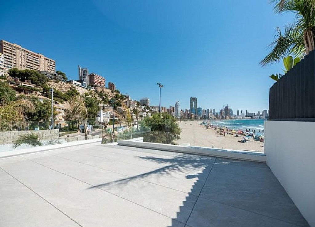 Apartamento en Benidorm, Alicante, España 3 dormitorios, 297 m2 No. 144728
