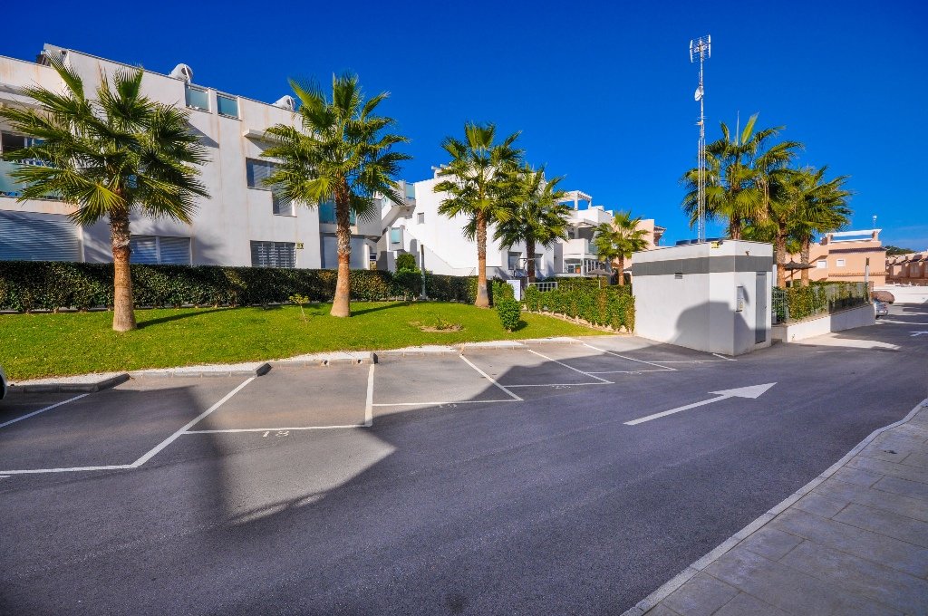 Lägenhet i Punta Prima, Alicante, Spanien 2 sovrum, 67 kvm. Nr. 144724