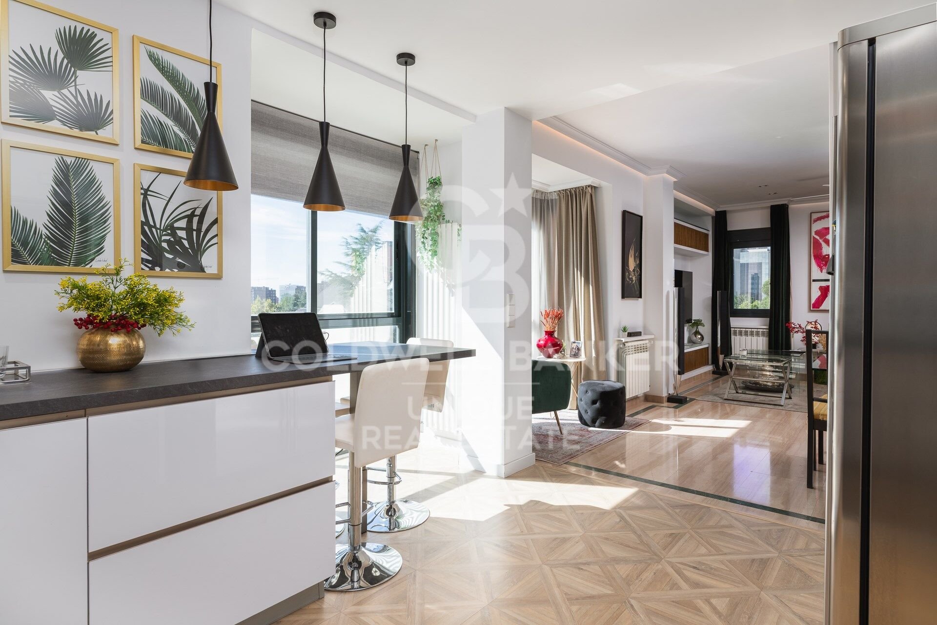 Paritalo Madrid, Espanja 4 makuuhuonetta, 260 m2 No. 157471