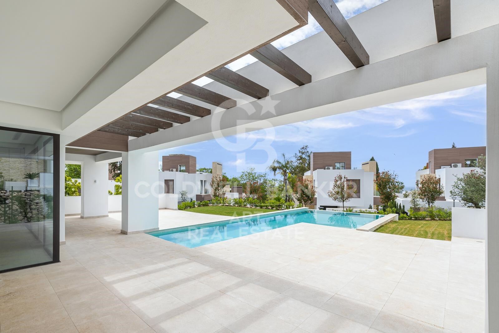 Villa à Marbella, Malaga, Espagne 4 chambres, 730 m2 No. 157473